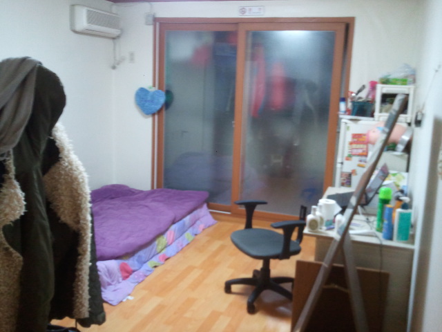 방학동안 사실분 찾습니다!( 정문 건너편 경희슈퍼 옆) 방학 이후에도 가능! : 2011-12-17 19.06.16.jpg